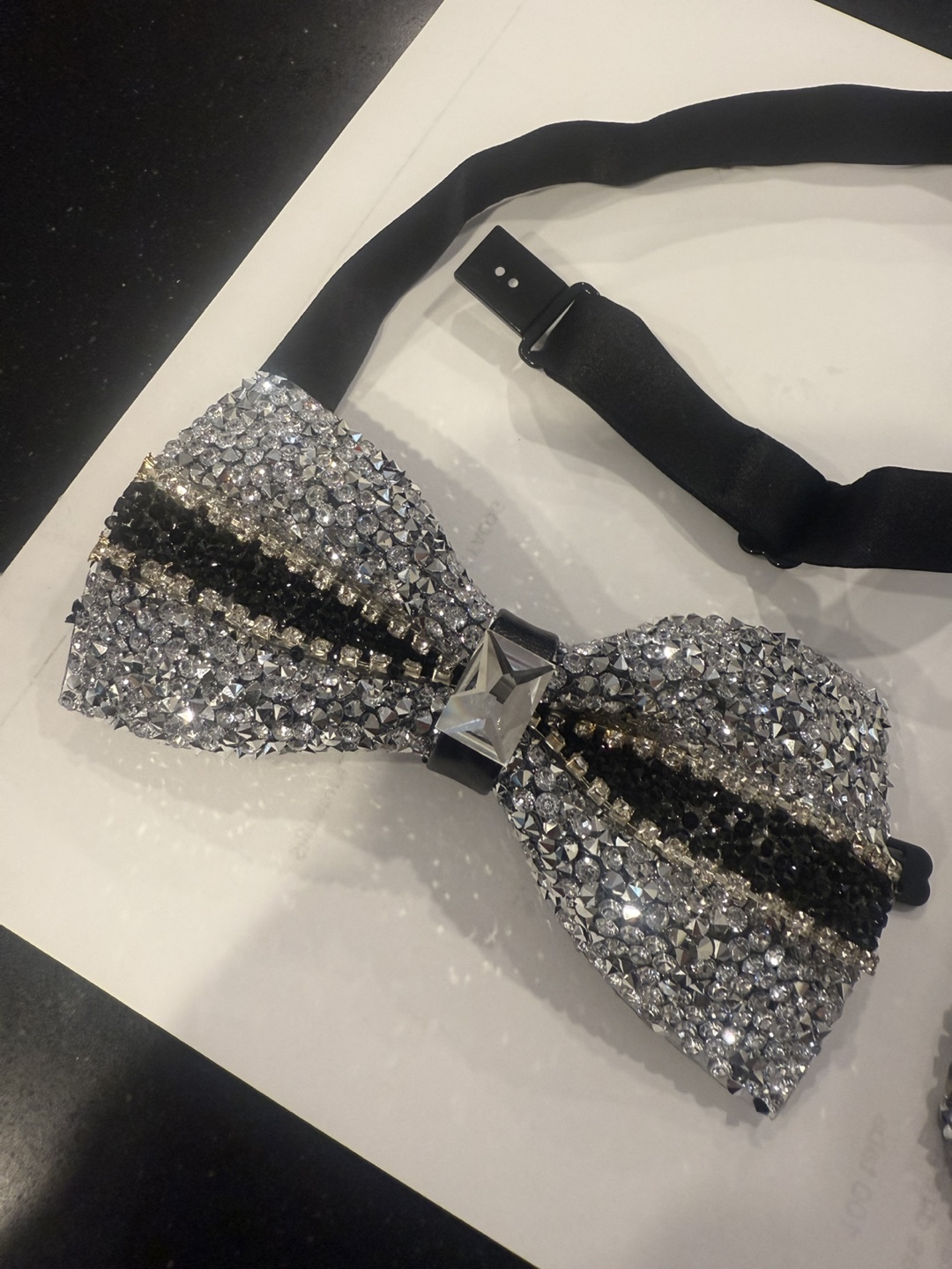 Rhinestone Bow Tie and Pocket Square Set - photo 2