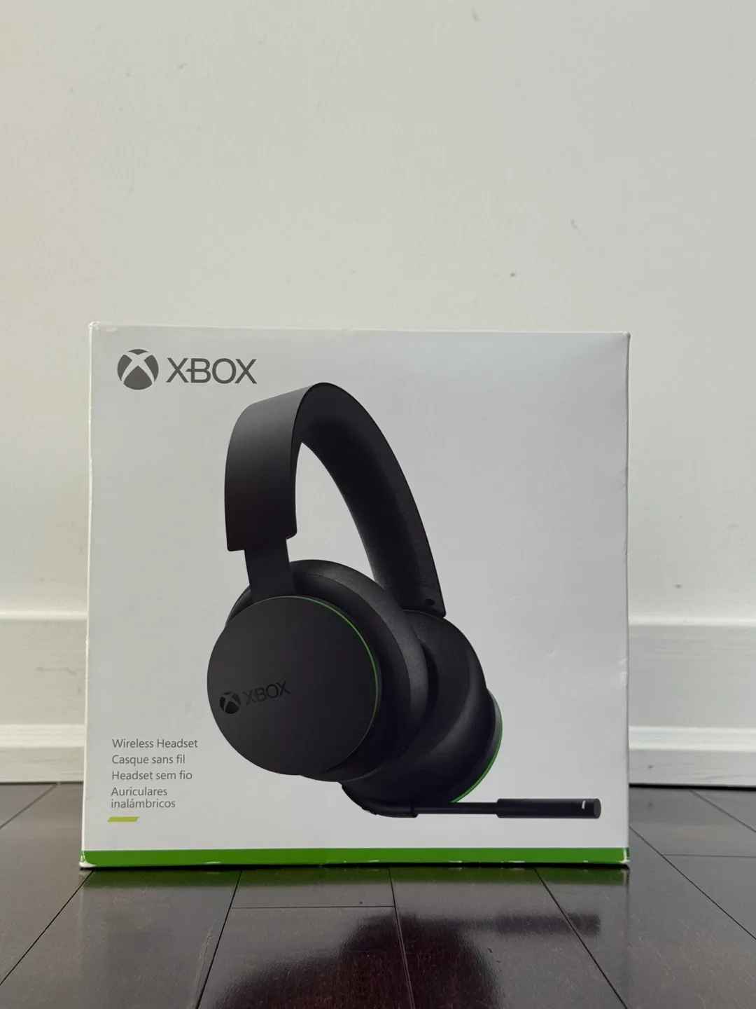 Xbox Wireless Headset thumbnail