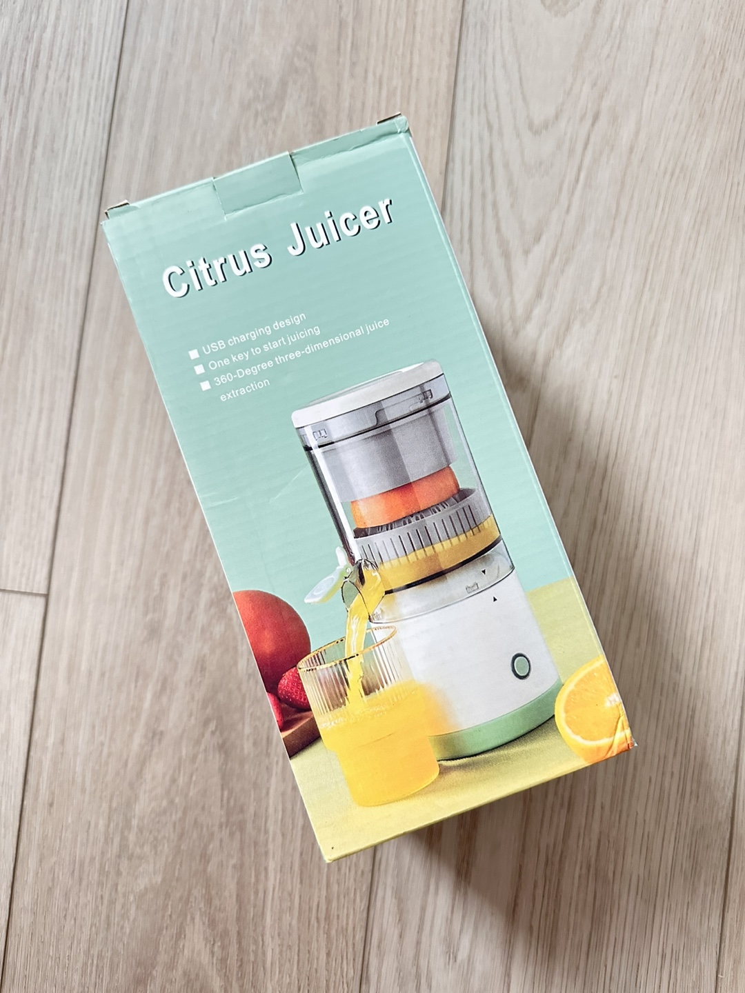 Portable USB Rechargeable Citrus Juicer - photo 2