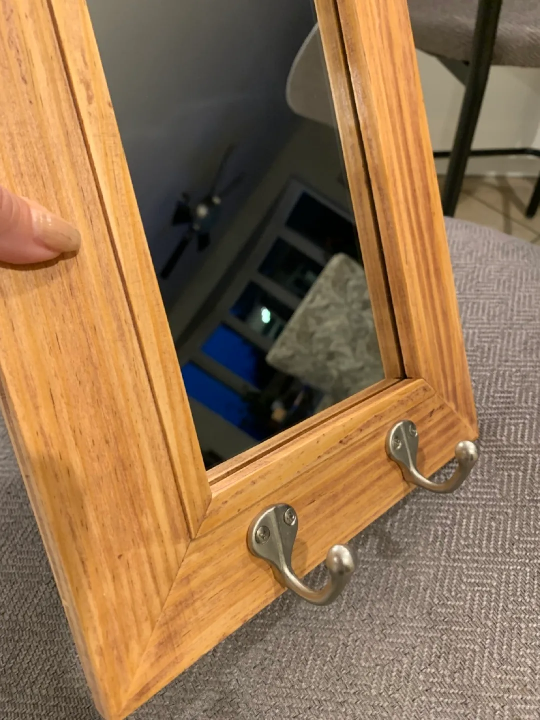 Wooden Framed Mirror with Hooks image indicator(3)