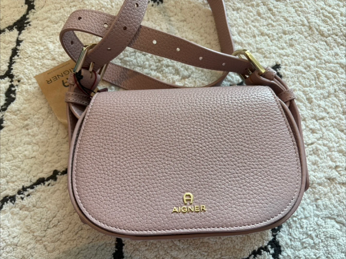 NEW - Aigner Leather Crossbody Bag - mauve thumbnail