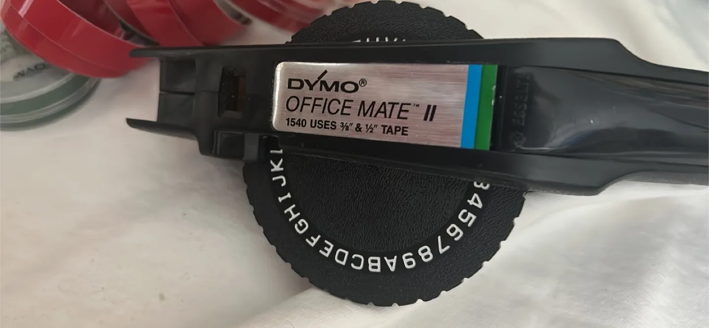 VTG Dymo Office Mate II & Dymo 1540 Label Makers thumbnail