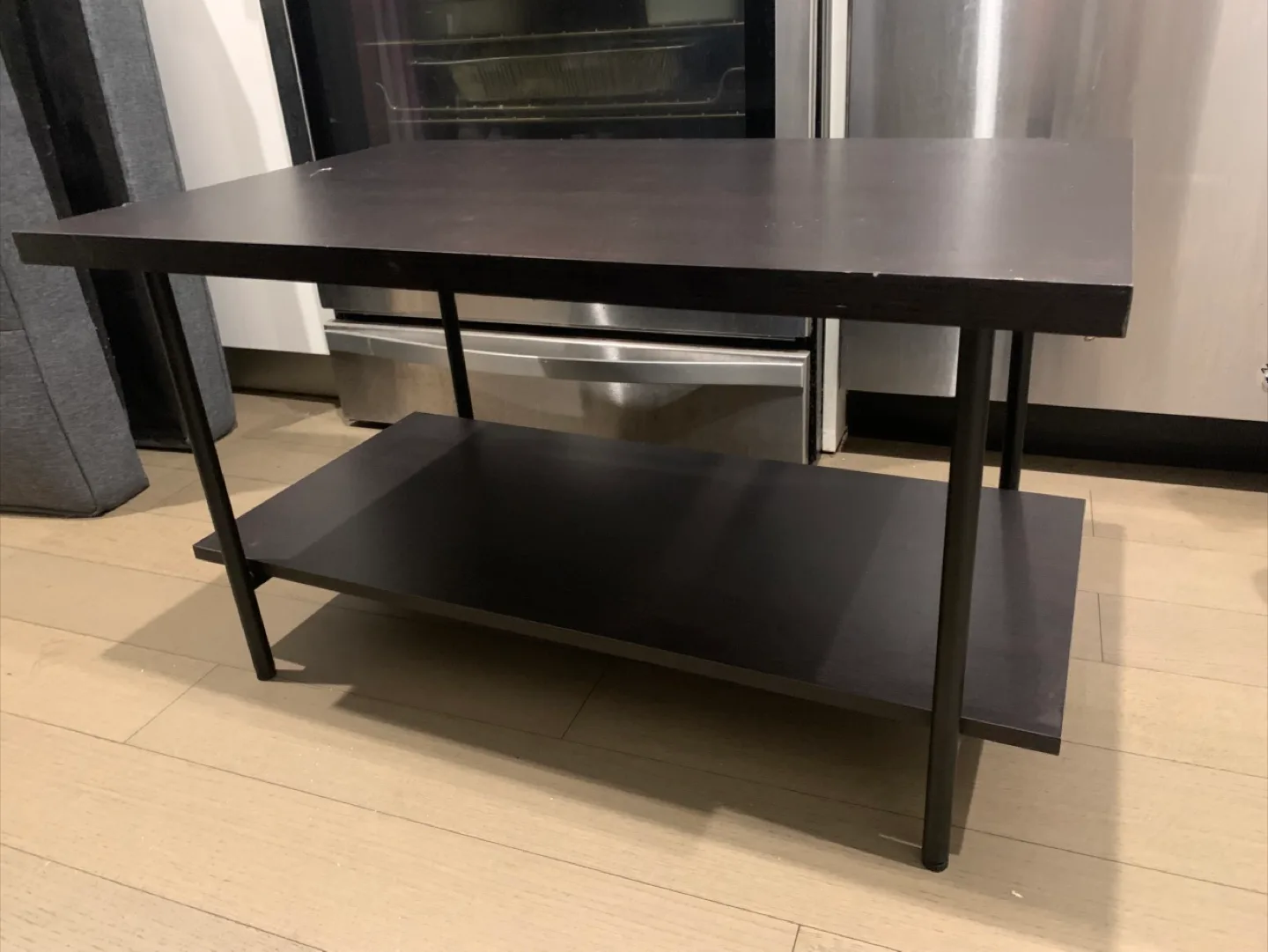 Coffee Table with Storage Shelf image indicator(7)