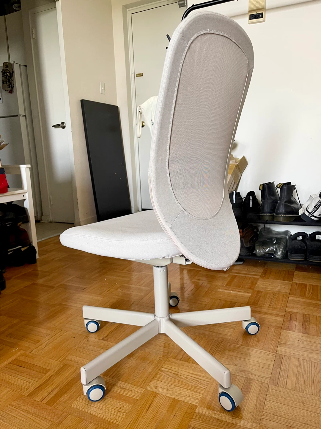 IKEA Flintan Beige Office Chair - photo 2
