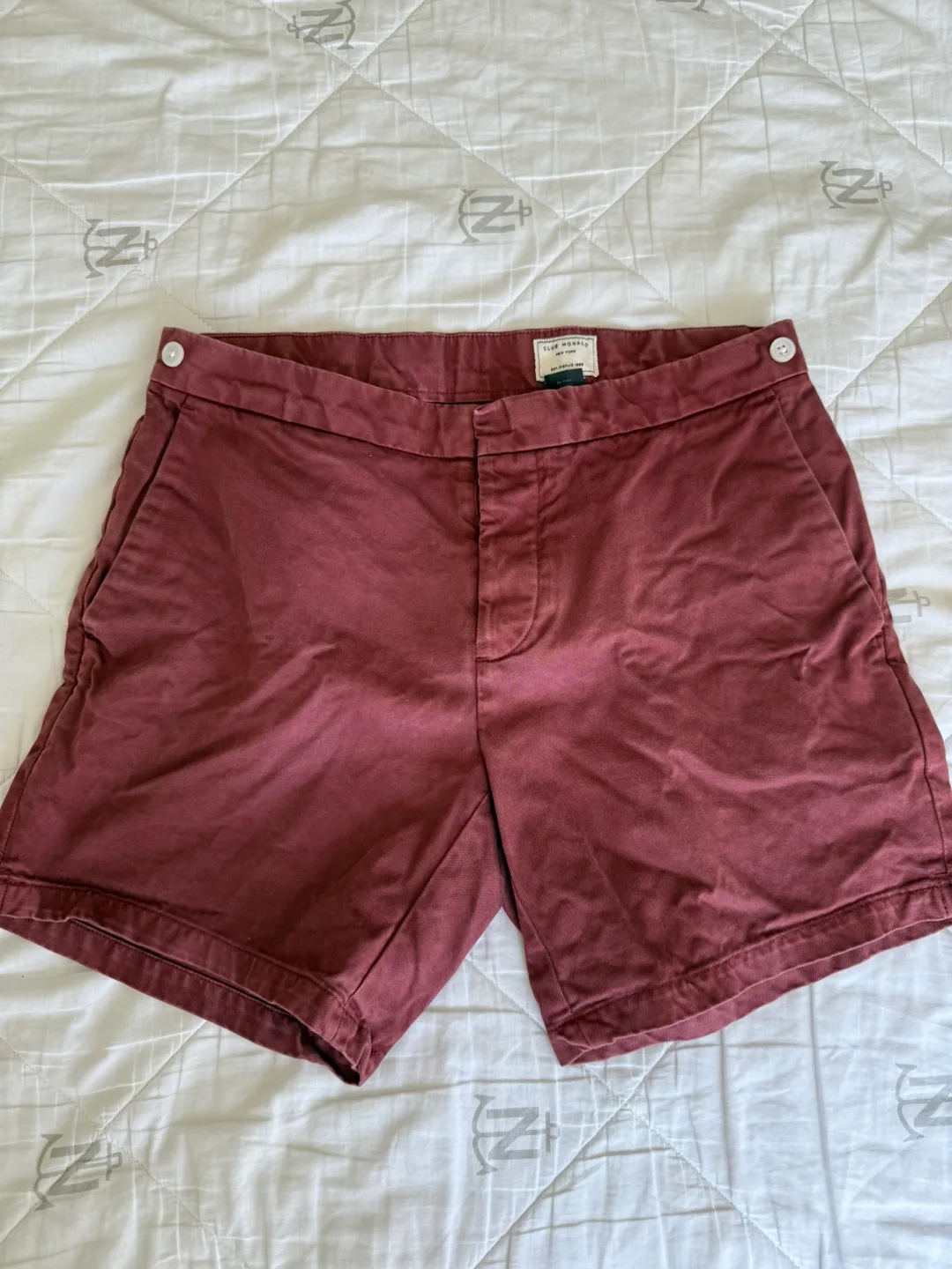 Club Monaco 31 Shorts - Burgundy thumbnail