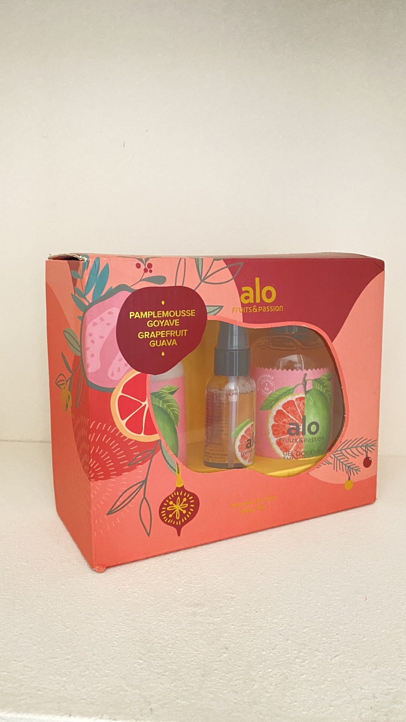 Alo Fruits & Passion Pamper Trio Gift Set
