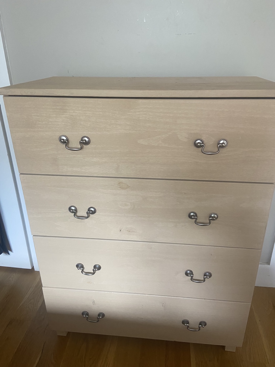 Wooden 4-Drawer Chest Dresser - photo 5