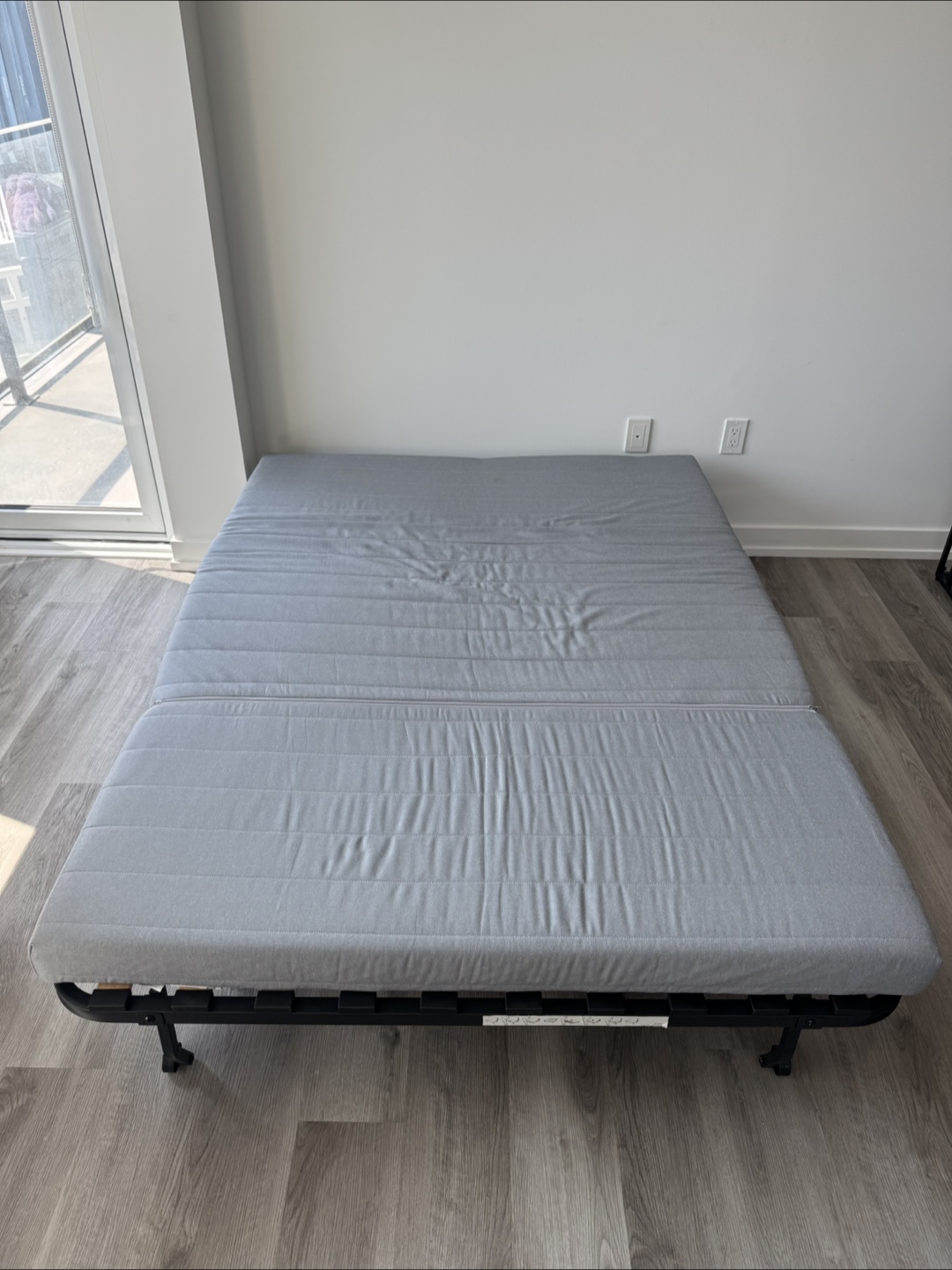 Sofa Bed - White Cover - photo 2