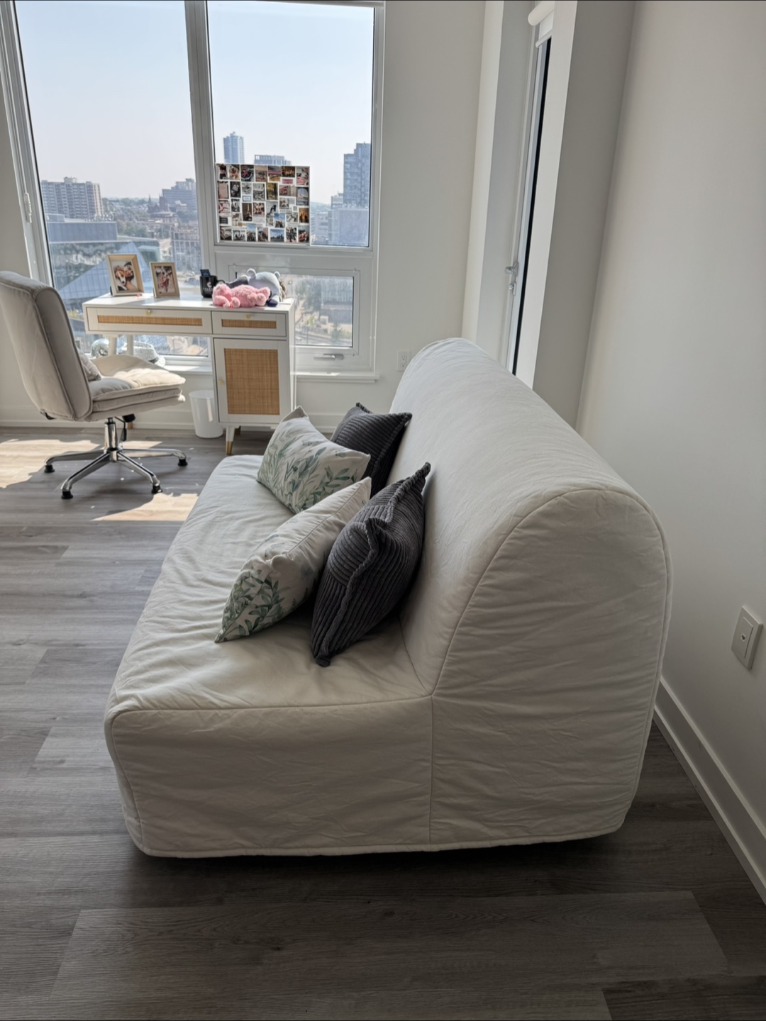 Sofa Bed - White Cover - photo 4
