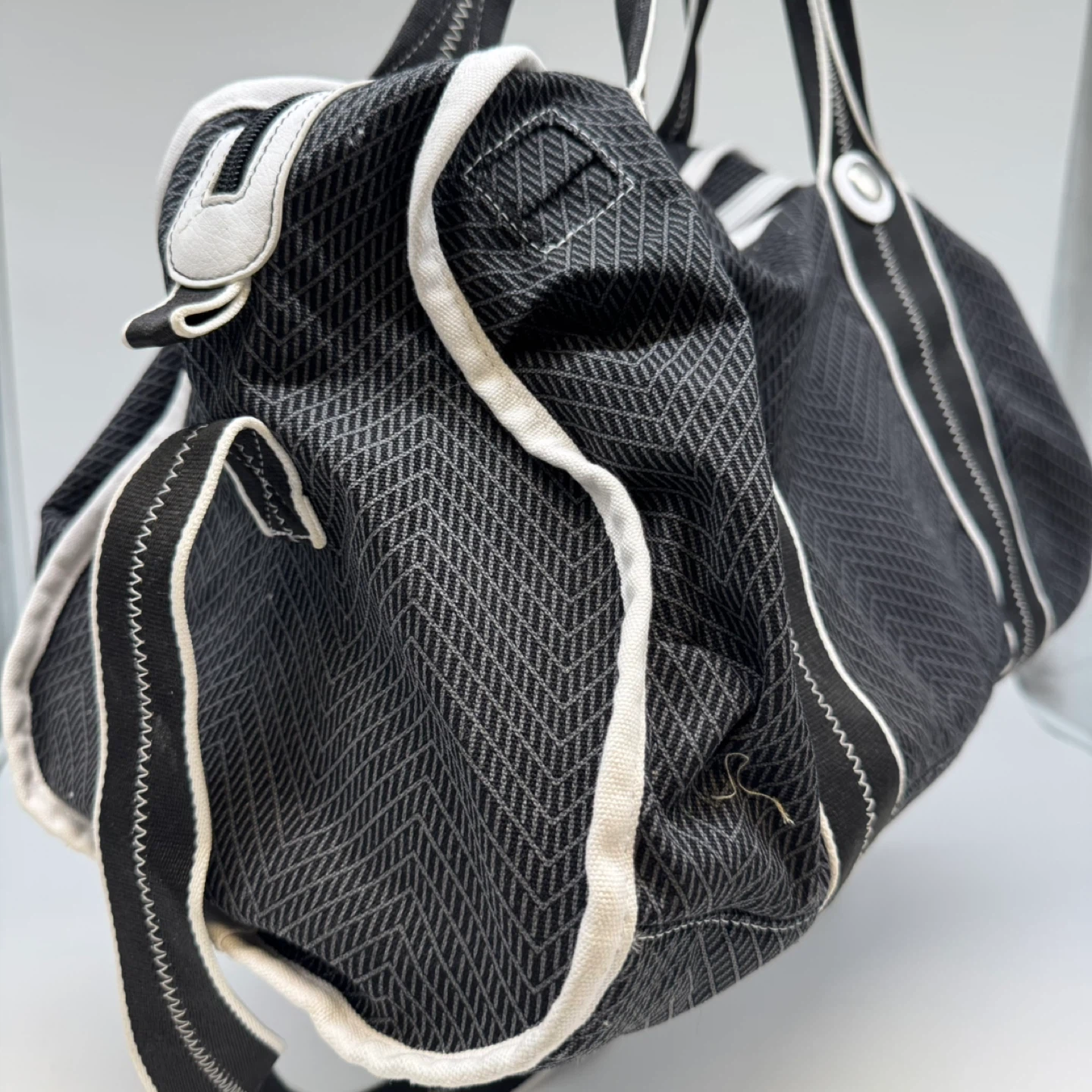 Nike Backbeat Medium Duffel Bag – Black/White – New with Tags - photo 3