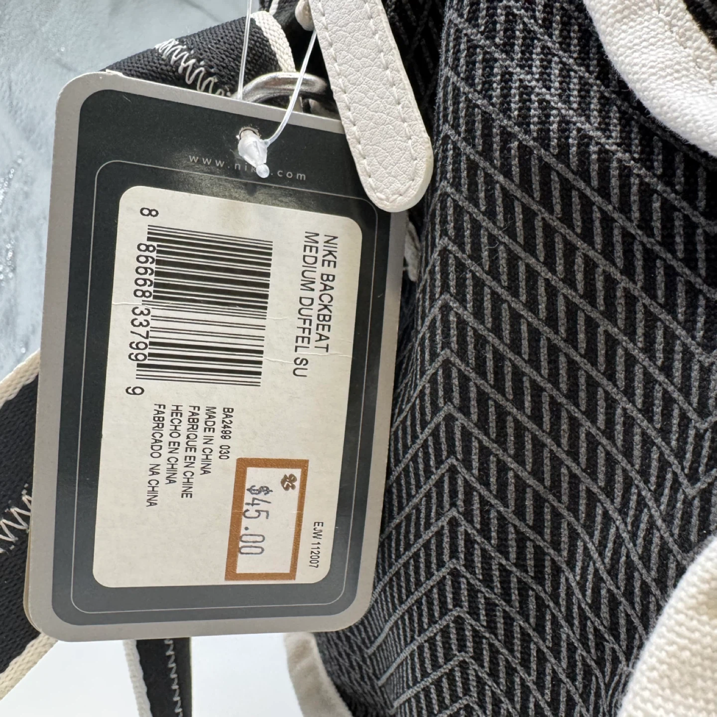 Nike Backbeat Medium Duffel Bag – Black/White – New with Tags - photo 5