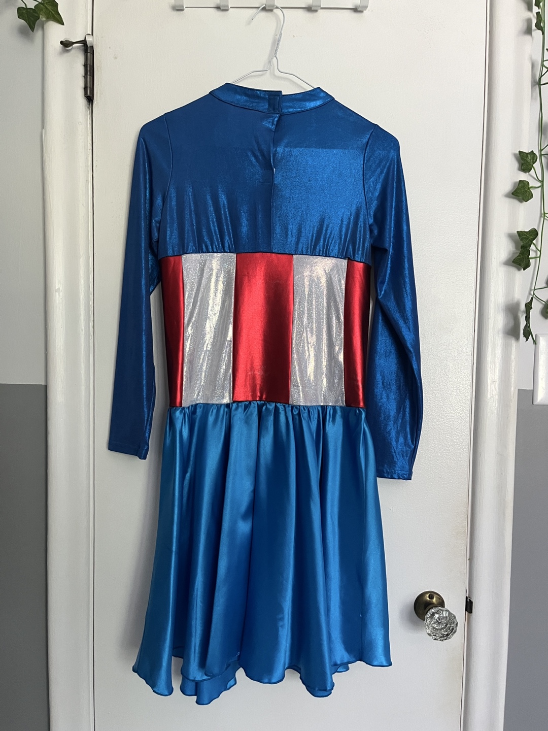 Captain America Girl’s Halloween Costume - photo 2