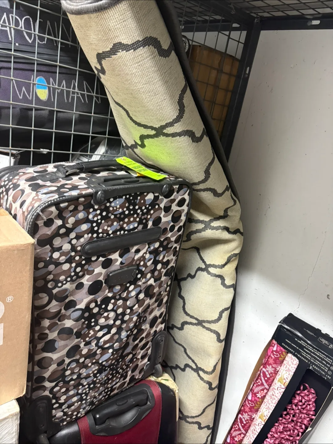 Area Rug image indicator(2)