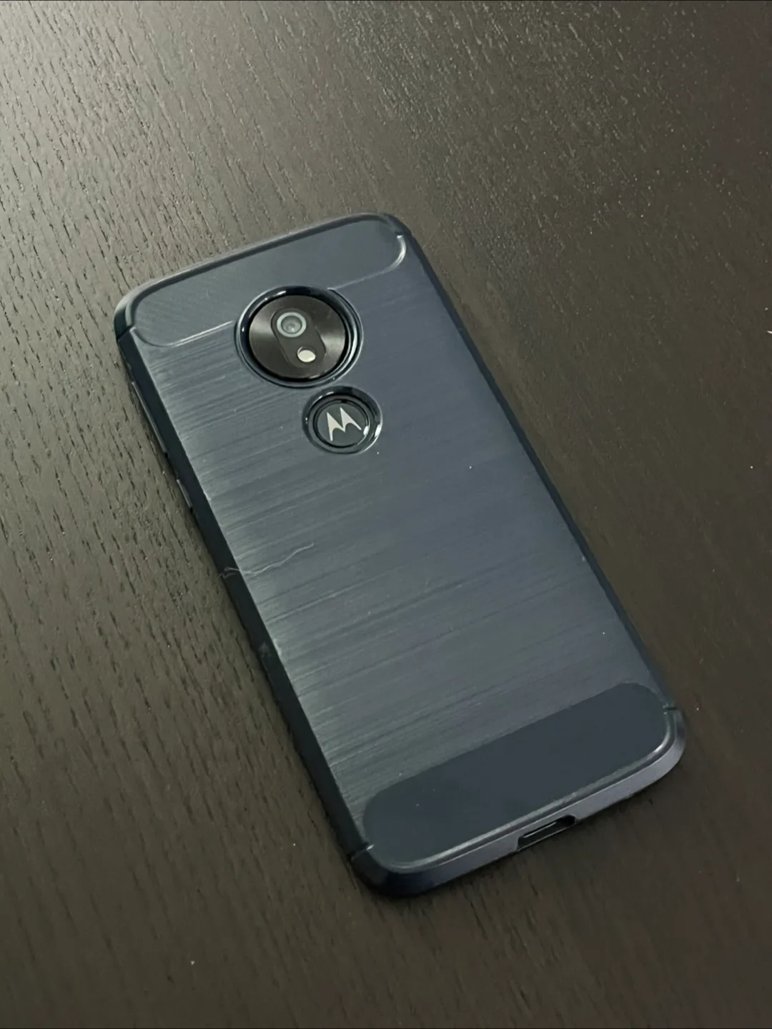 Motorola Smartphone - Cracked Screen image indicator(2)