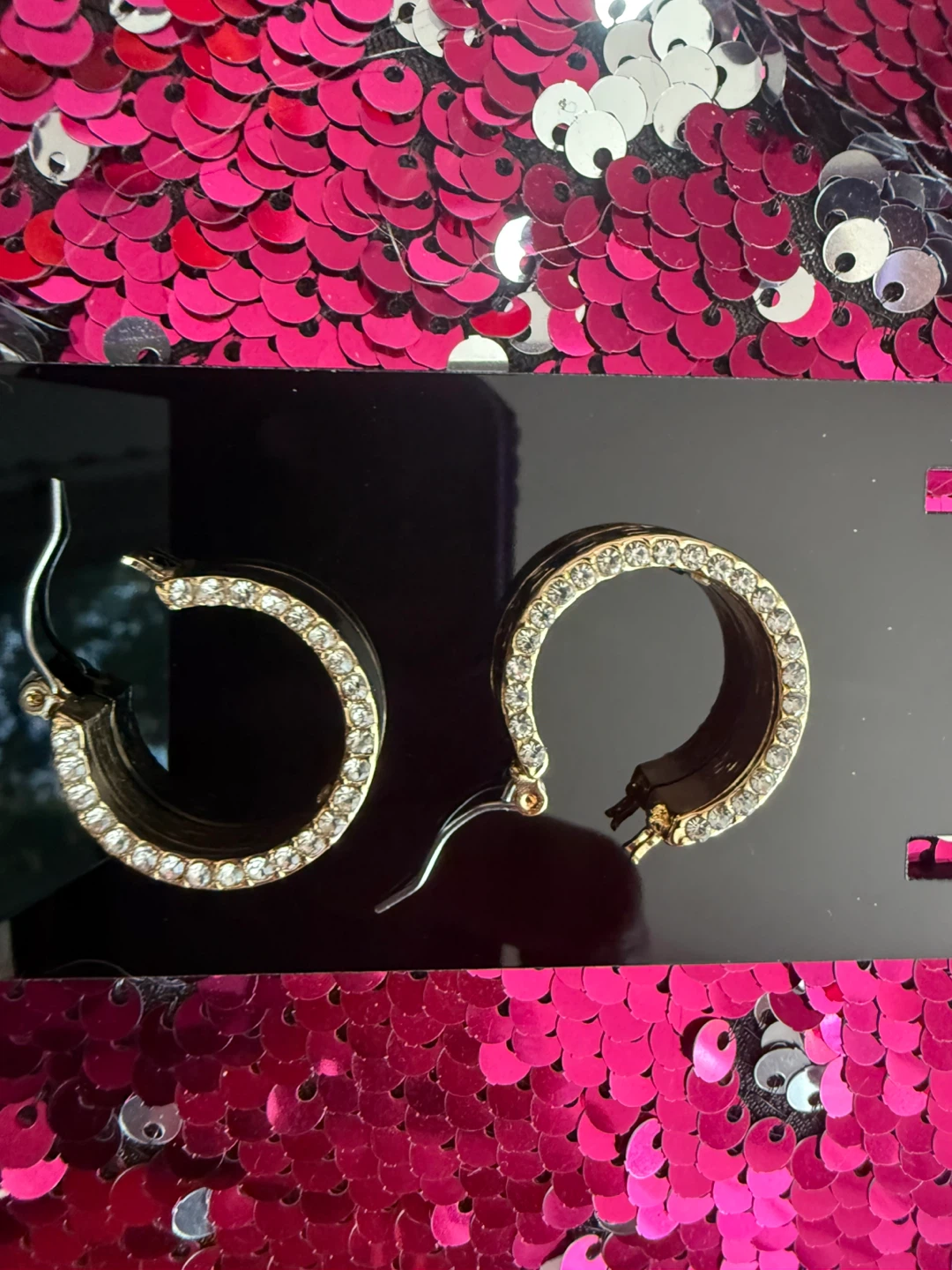 Guess Hoop Earrings - photo 3