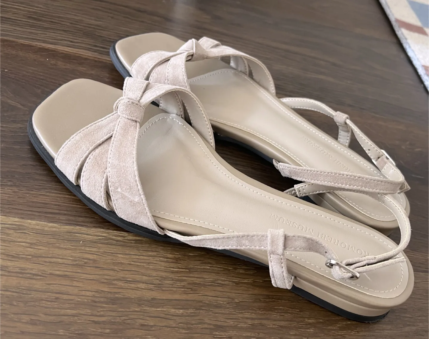 Komorebi Museum Beige Sandals thumbnail