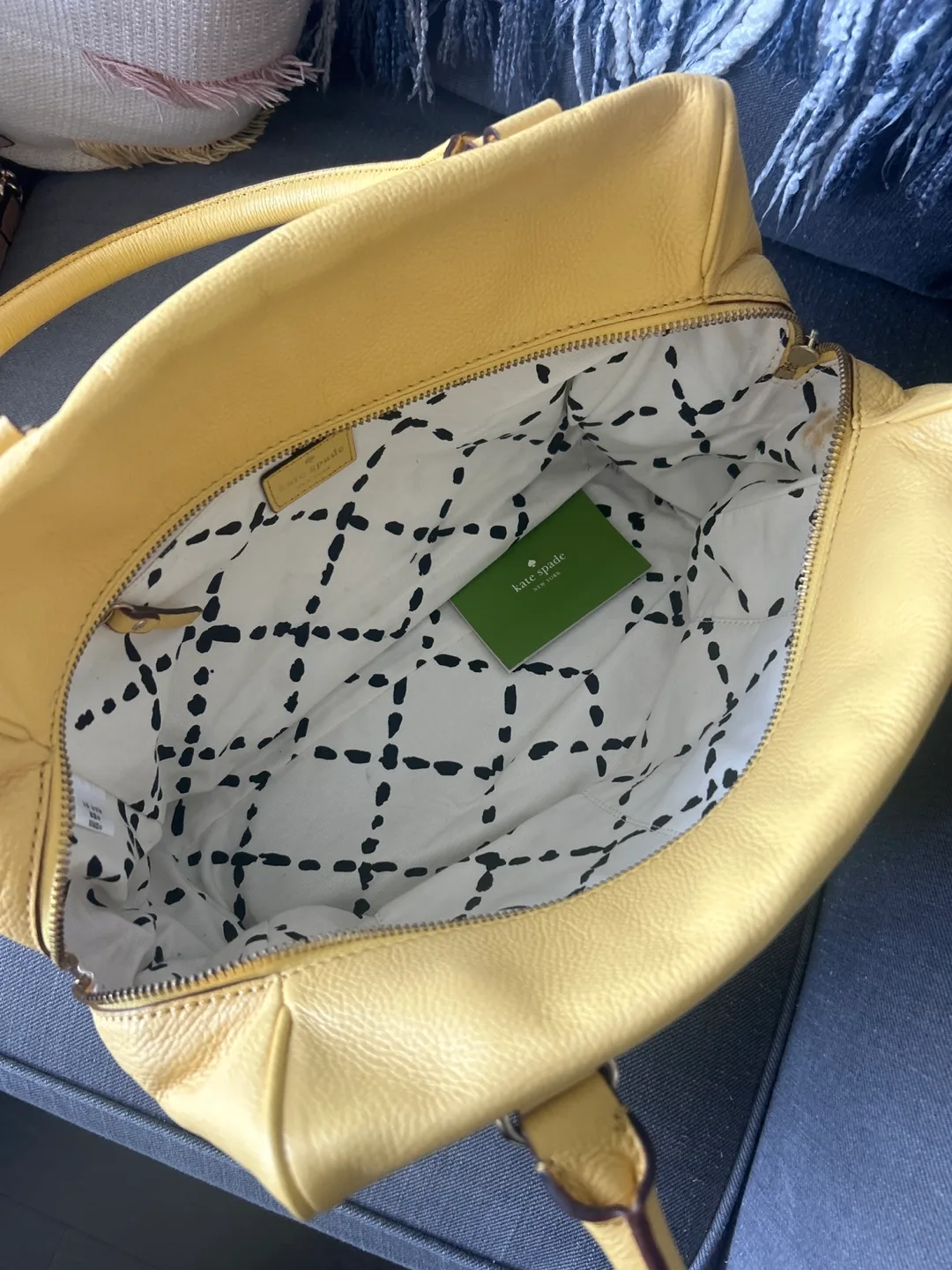Kate Spade Yellow Leather purse image indicator(2)