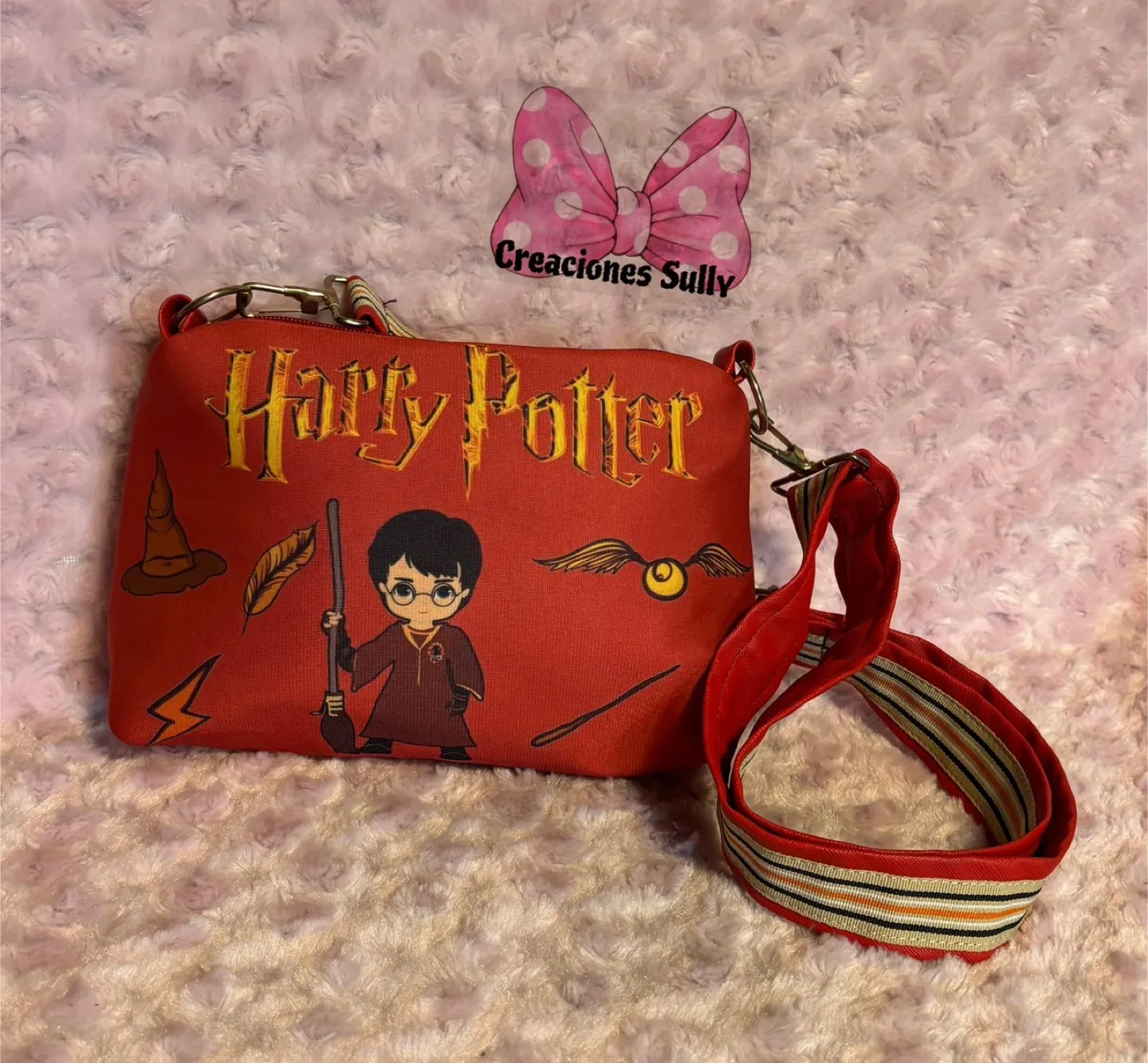 Harry Potter Red Crossbody Bag thumbnail