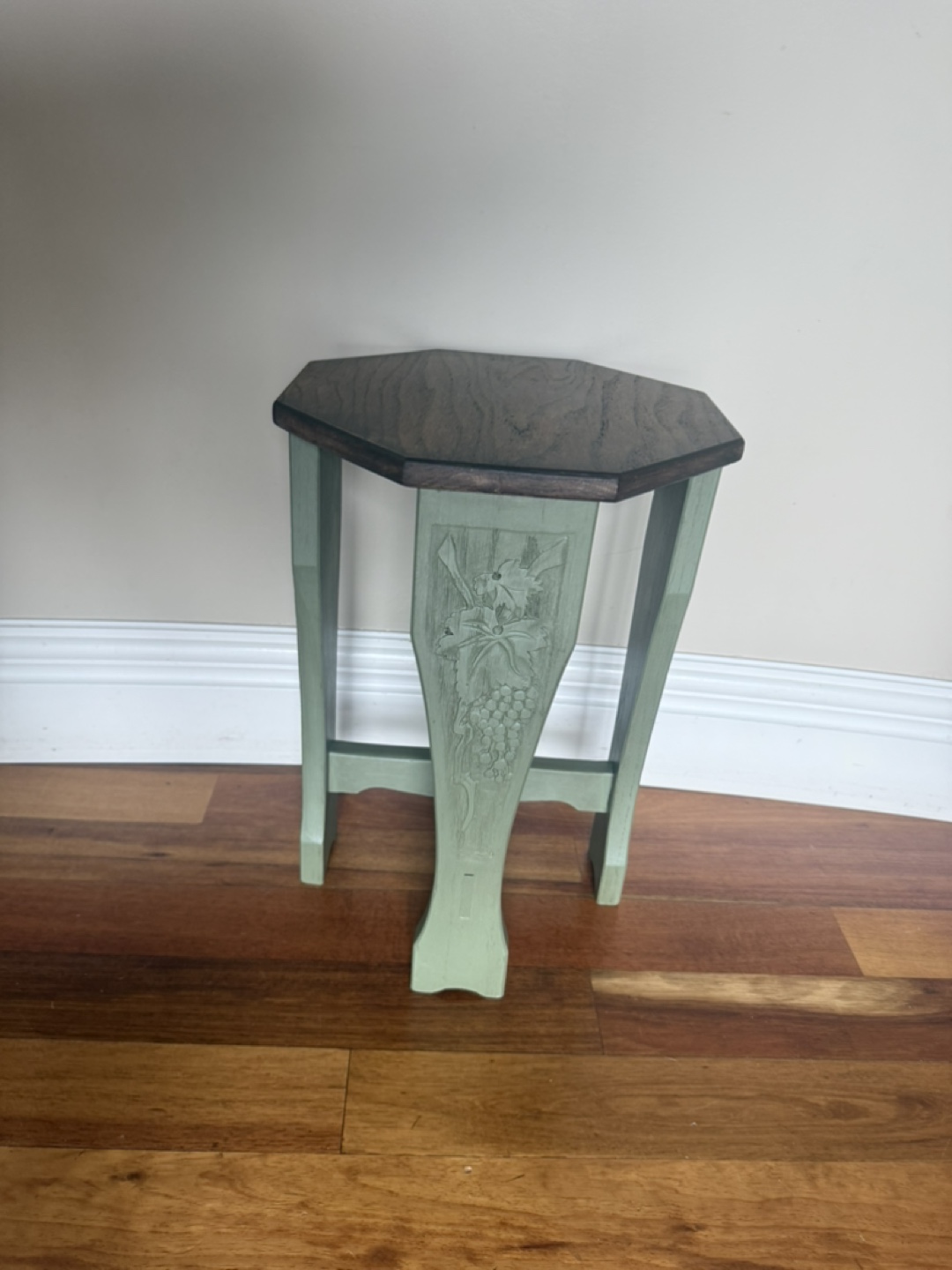 Solid Wood Accent Stool / Plant Stand