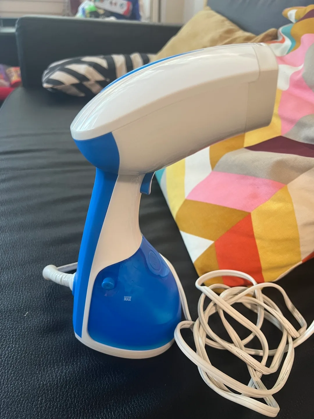 Hamilton Beach Handheld Garment Steamer image indicator(3)