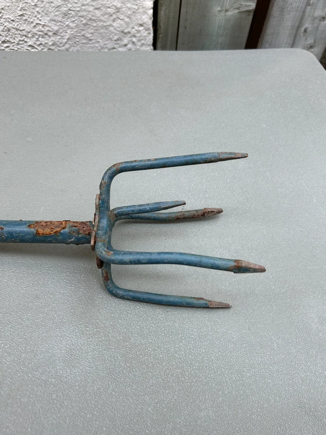 Manual Twist Tiller Garden Claw Soil Cultivator tool thumbnail