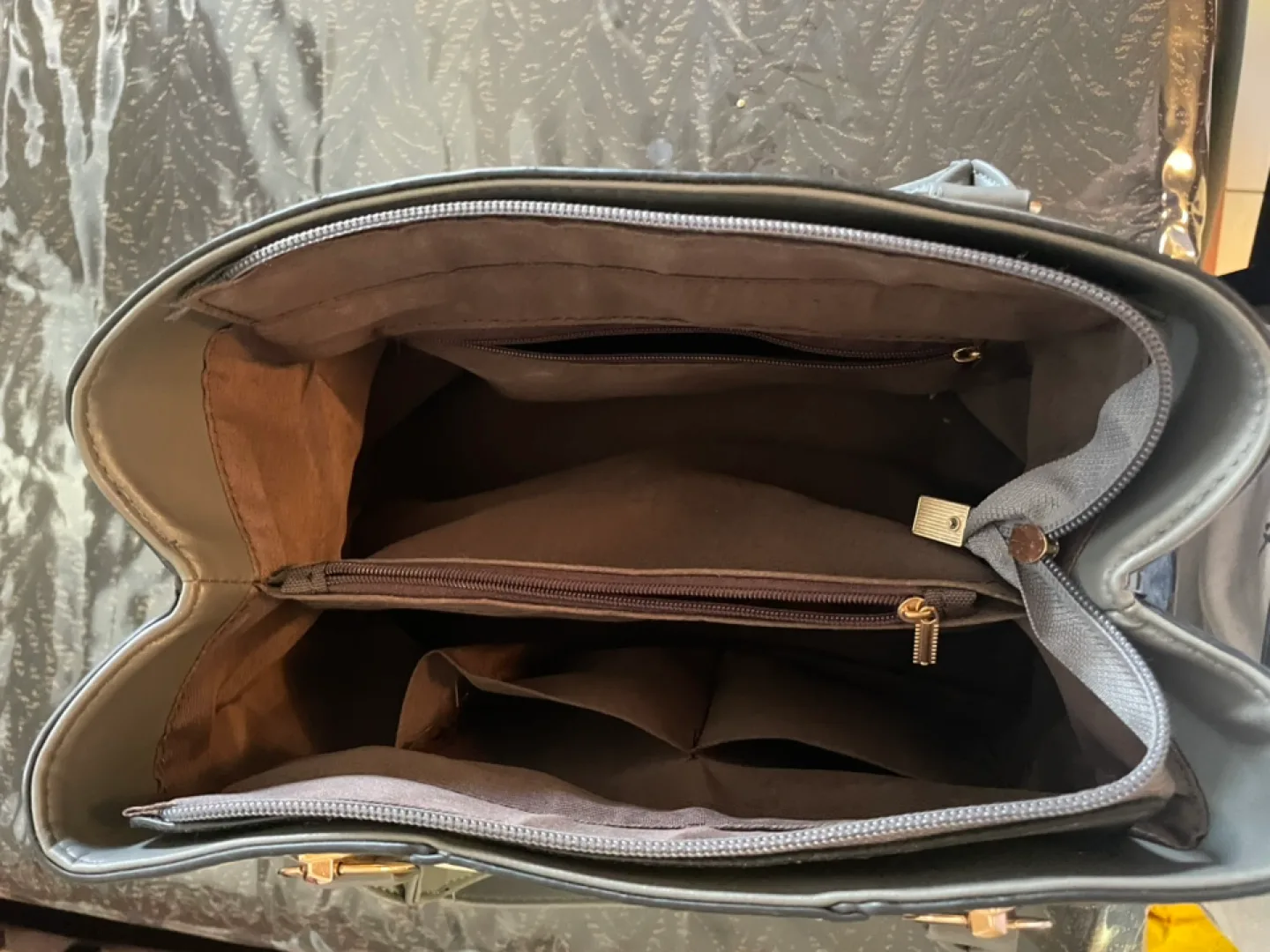 Ladies  Handbag image indicator(4)