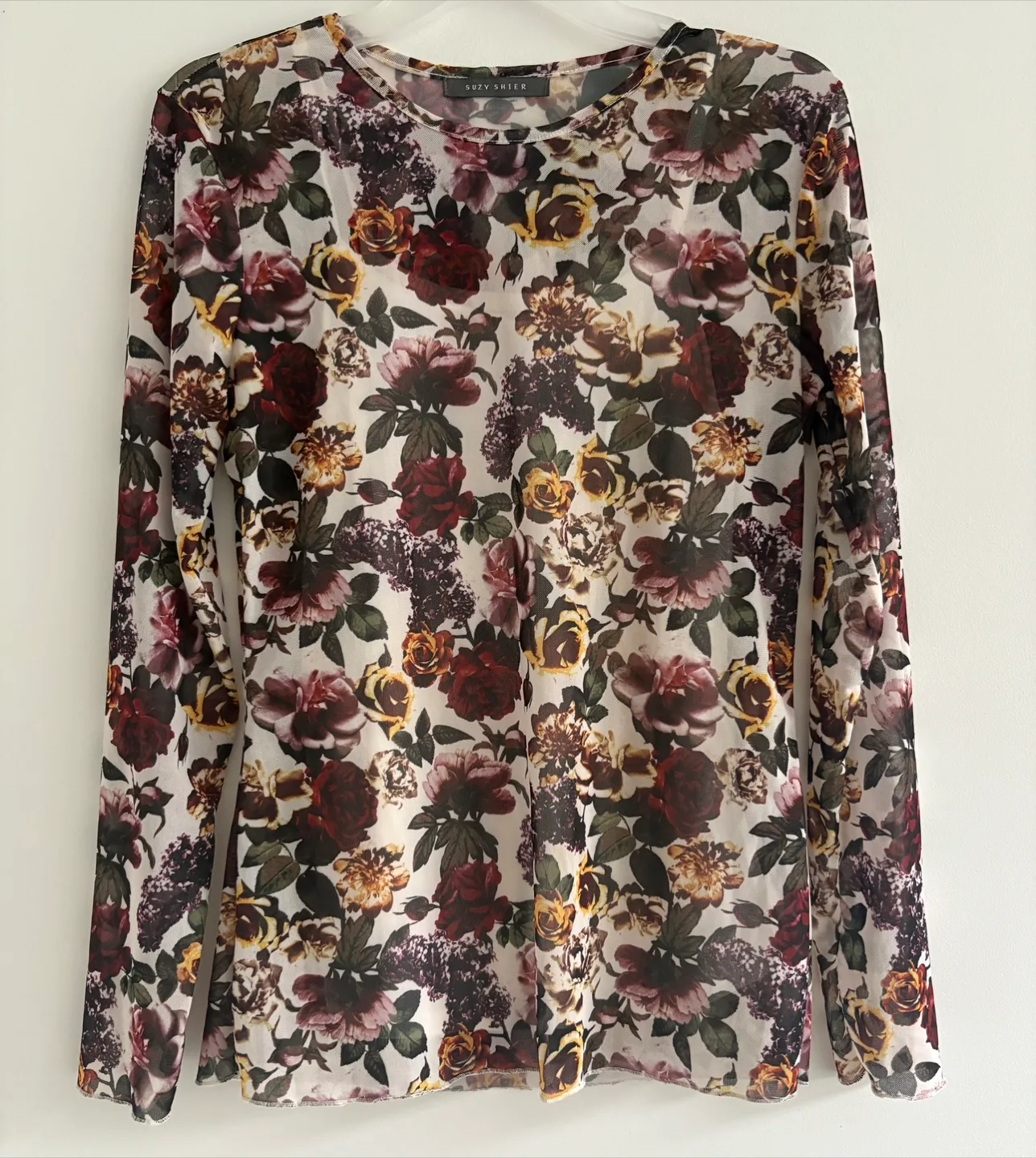Beautiful Suzy Shier Floral Print Top! Size S thumbnail