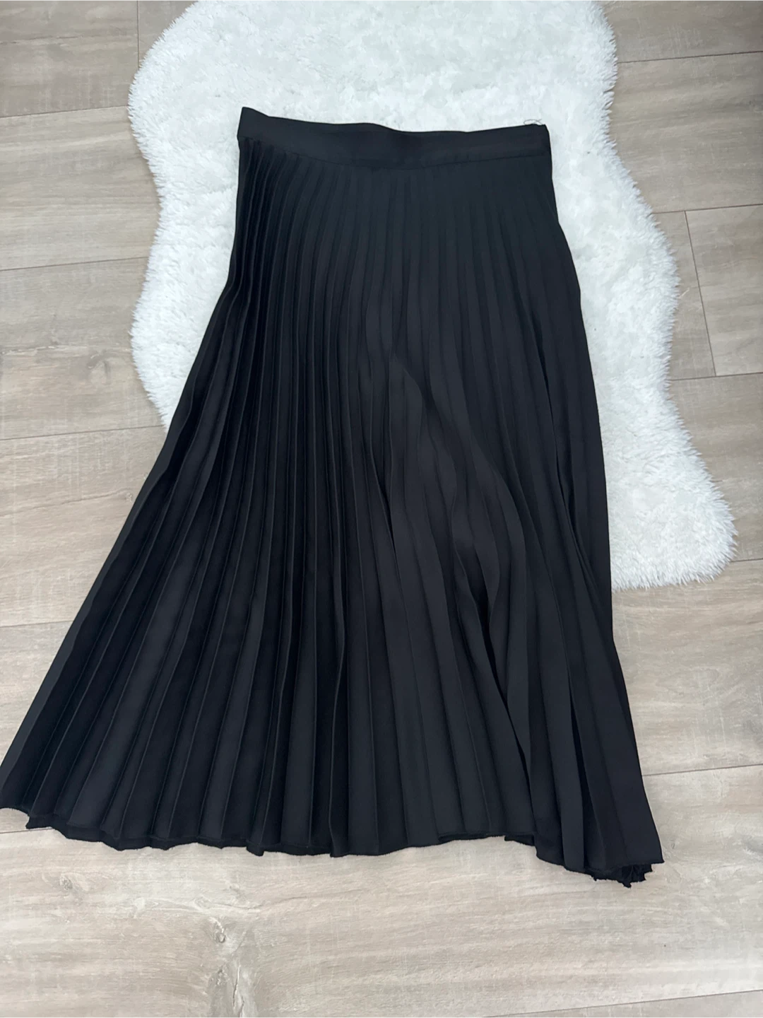 Zara Black Pleated Skirt - Size S