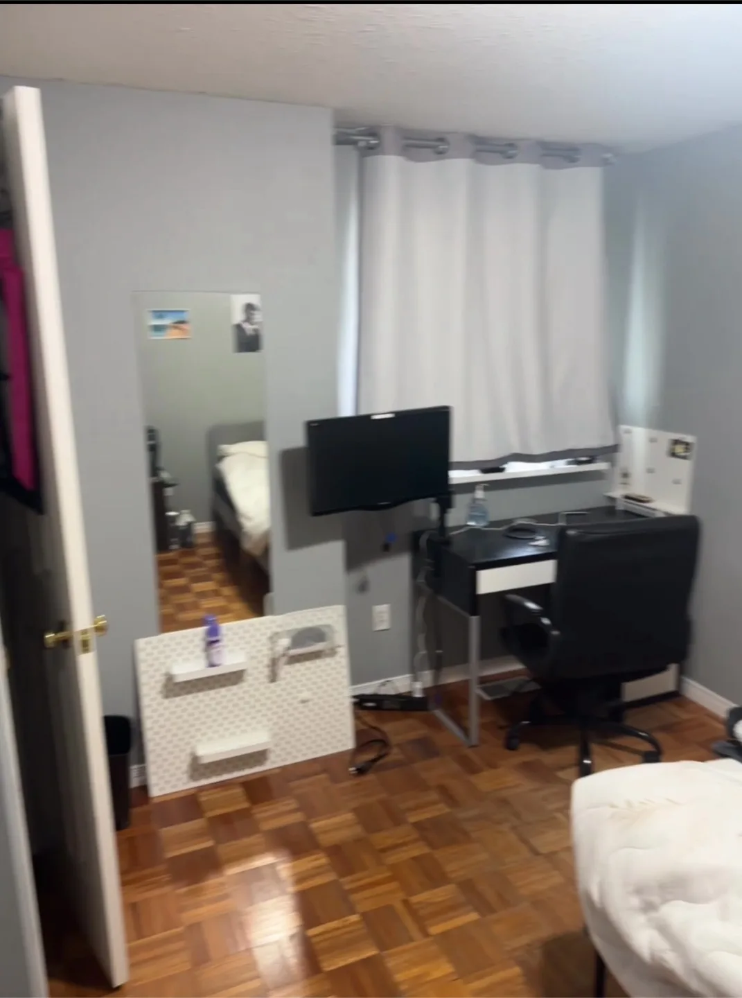 Room for rent thumbnail