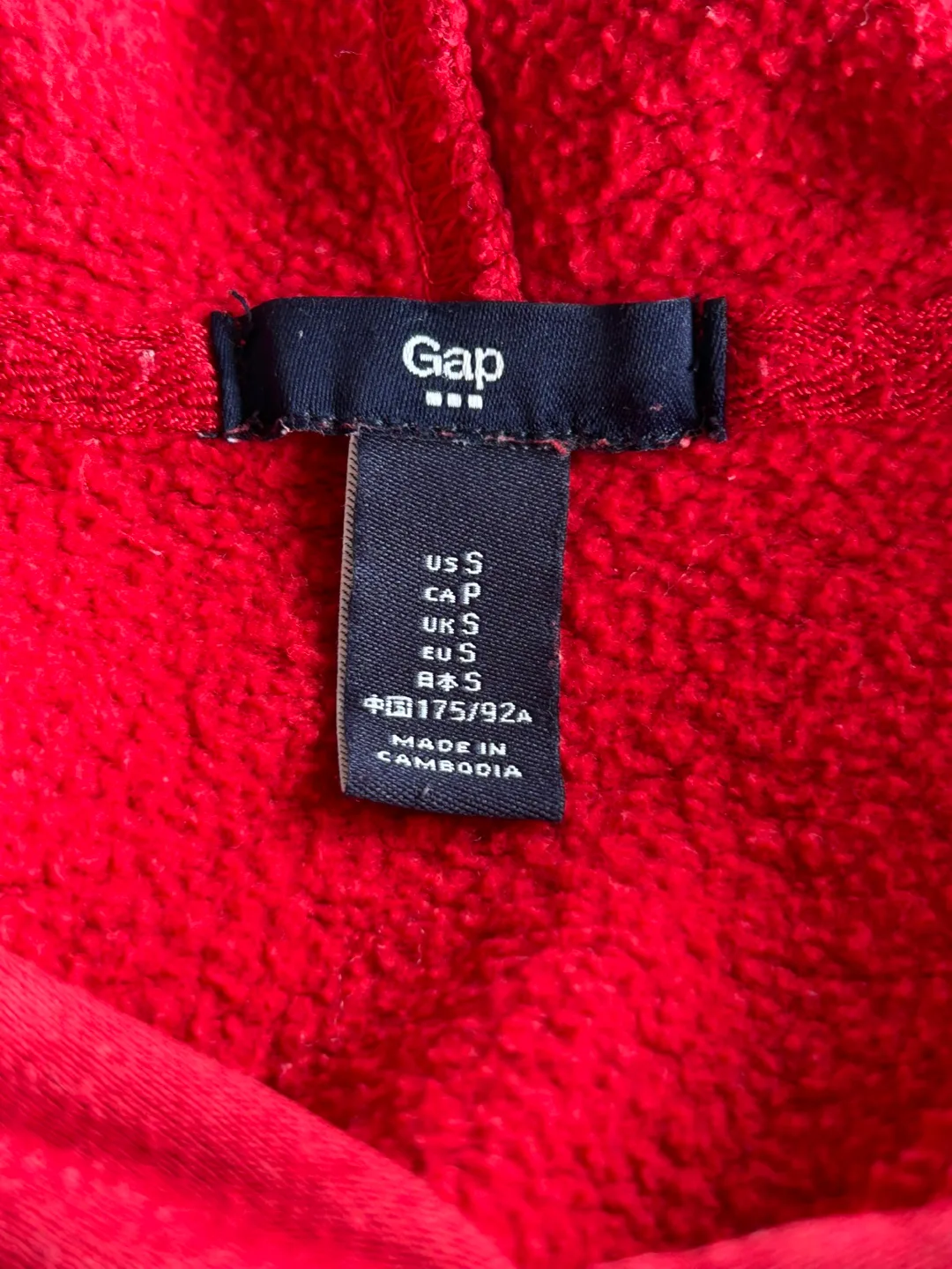 GAP Men's Red Hoodie Size Small Cozy Warm Casual Wear Excellent image indicator(4)