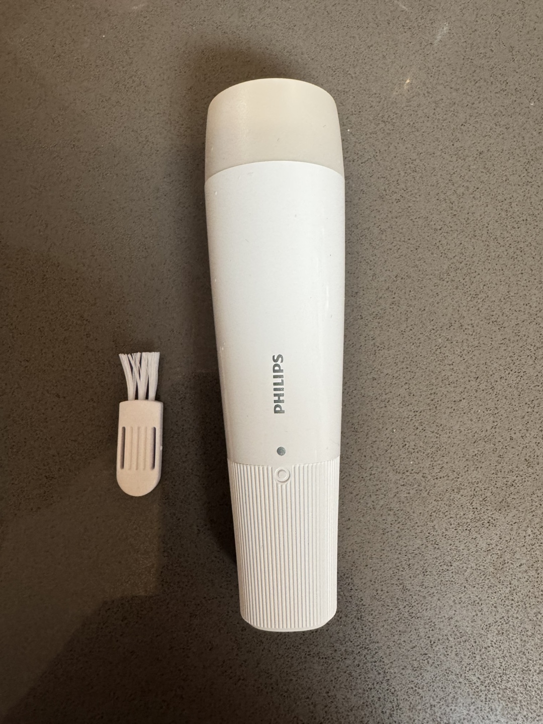 Philips Beauty Cordless Facial Hair Remover - photo 2