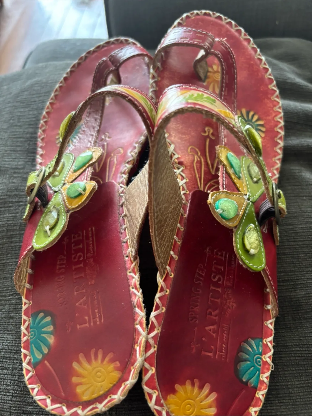 L'Artiste Spring Step Floral Sandals image indicator(4)