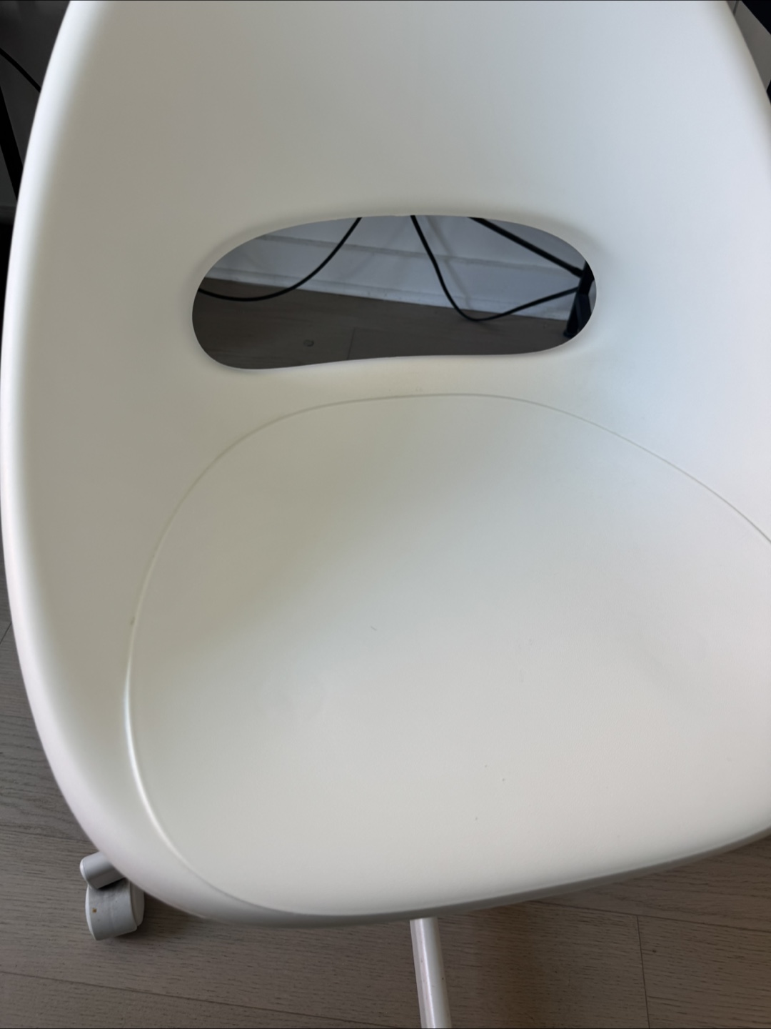 IKEA LOBERGET / MALSKÄR Swivel Chair - White - photo 2