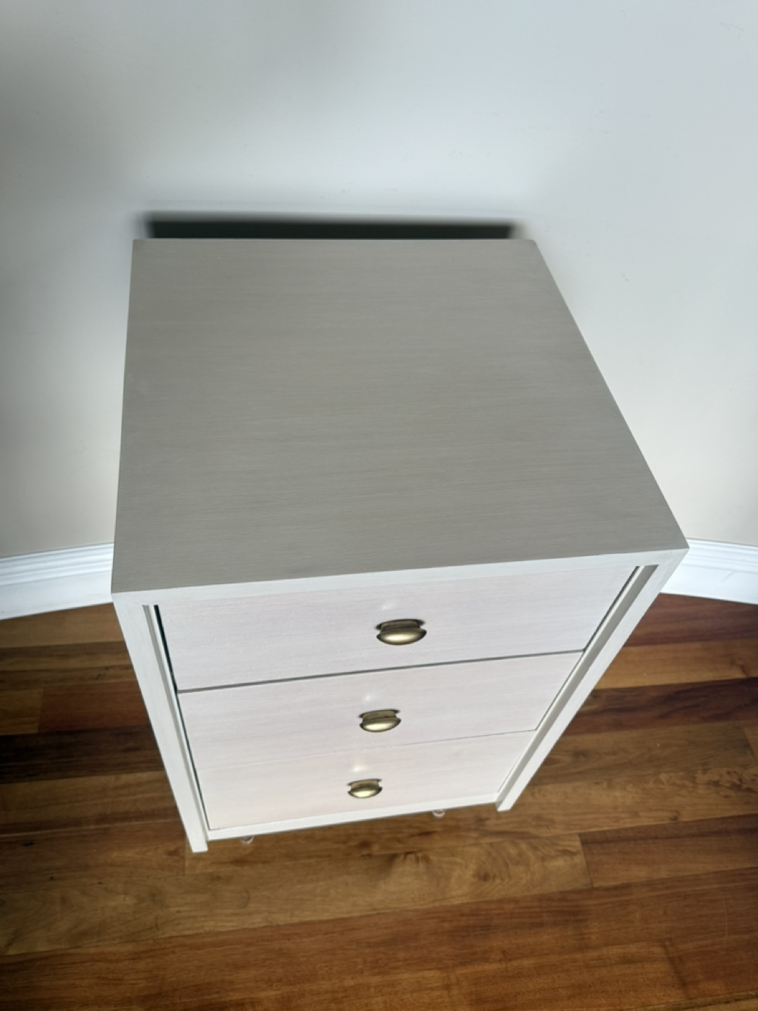 MCM Solid Wood 3-Drawer Dresser / Nightstand - photo 4