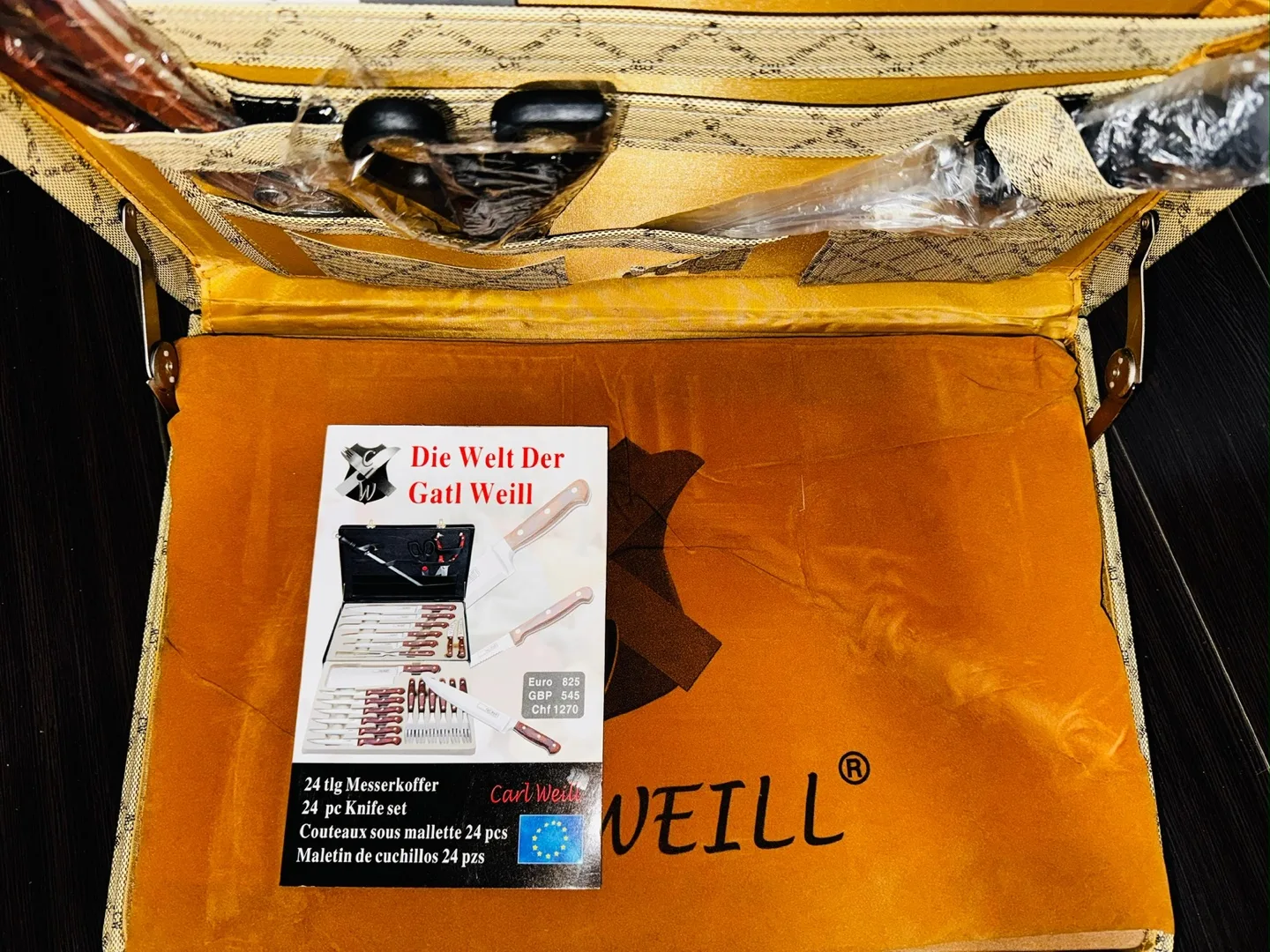 Carl Weill 24-Piece Knife Set in Case image indicator(2)