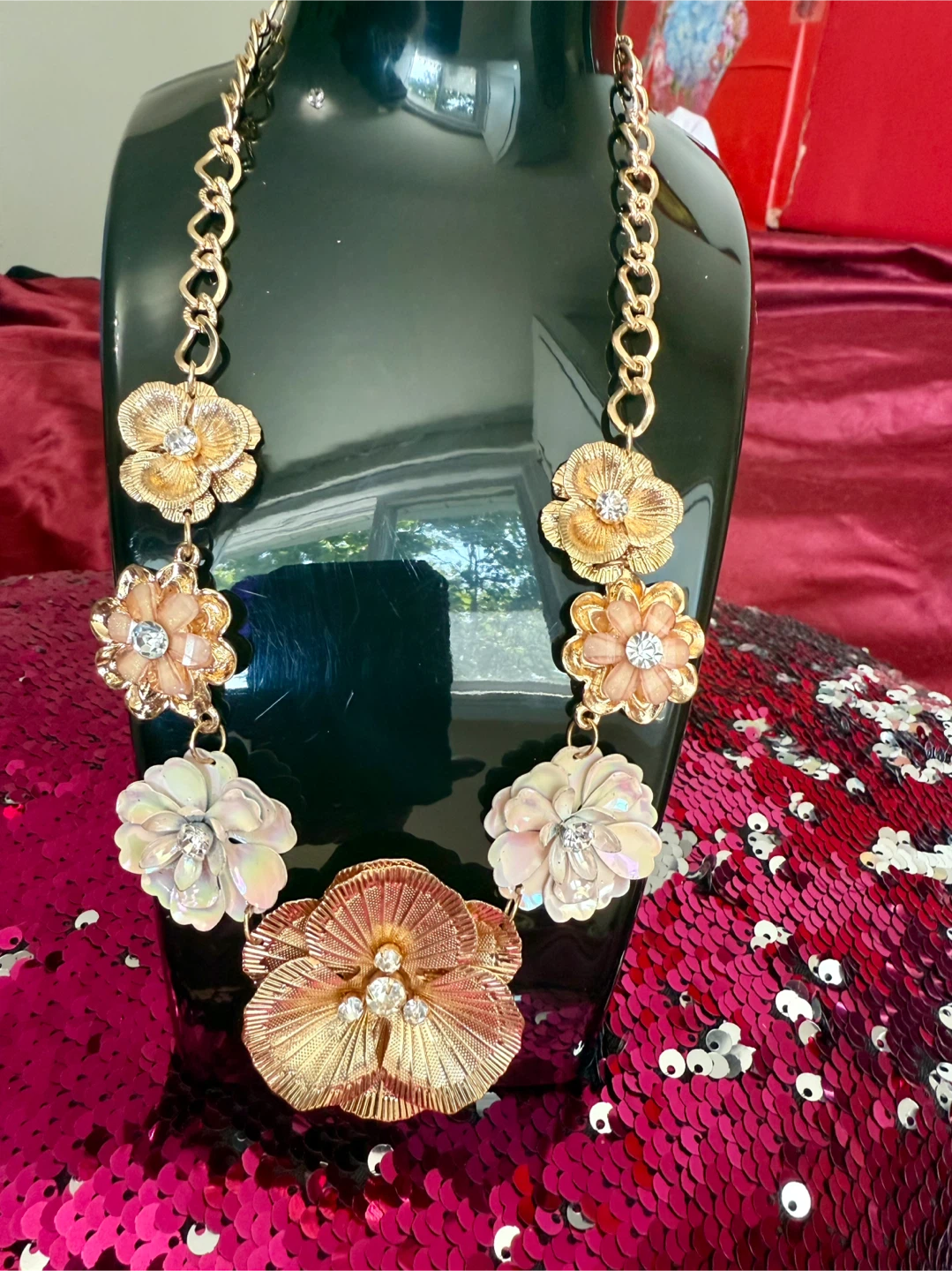 Pending pick up-Floral Statement Necklace - Gold & White