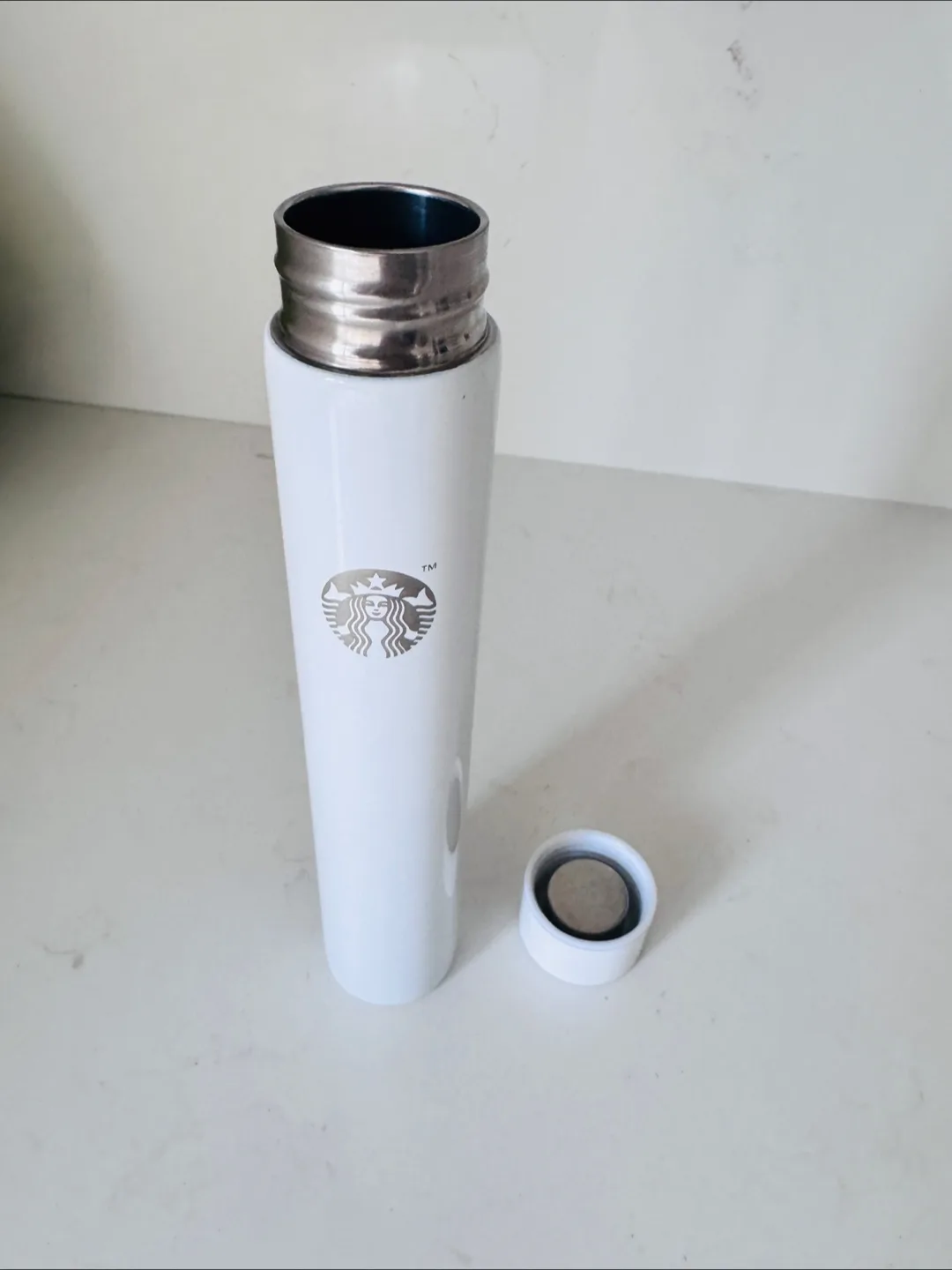 Starbucks White Water Bottle image indicator(3)