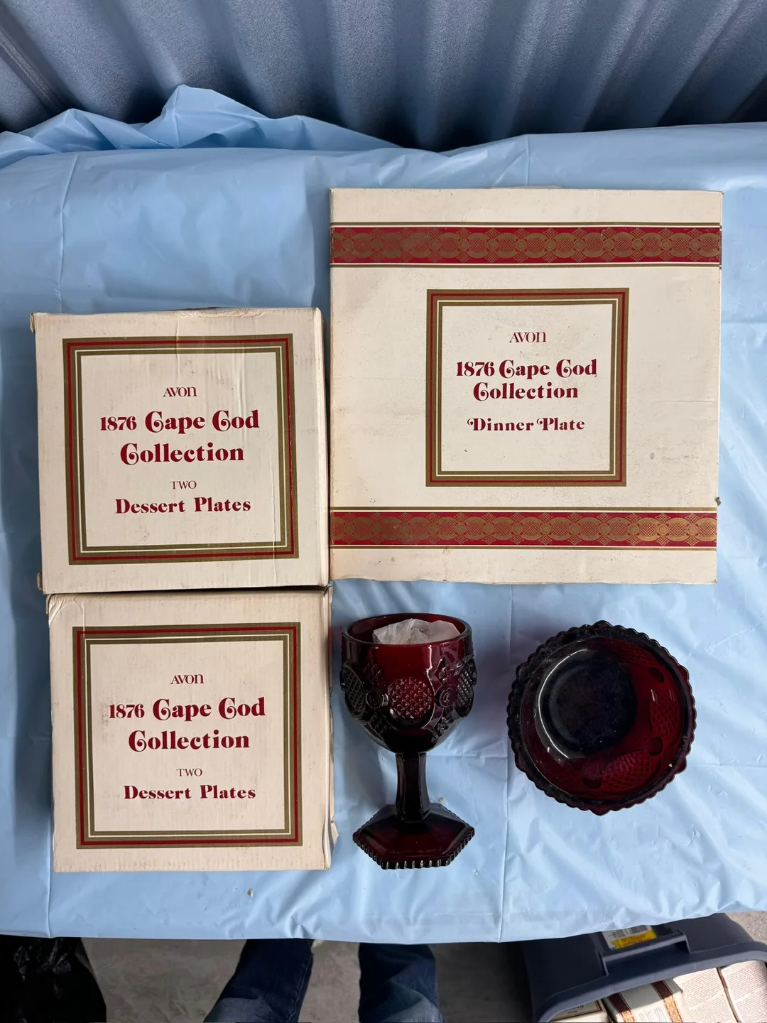 Avon Cape Cod Collection Red Glassware image indicator(2)