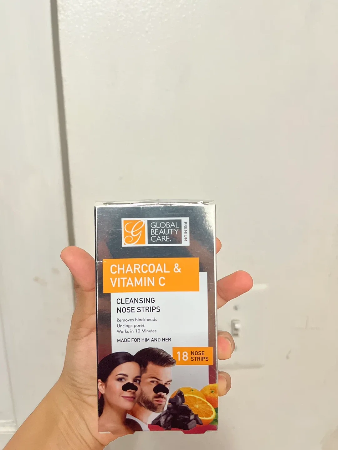 Global Beauty Care Charcoal & Vitamin C Nose Strips thumbnail