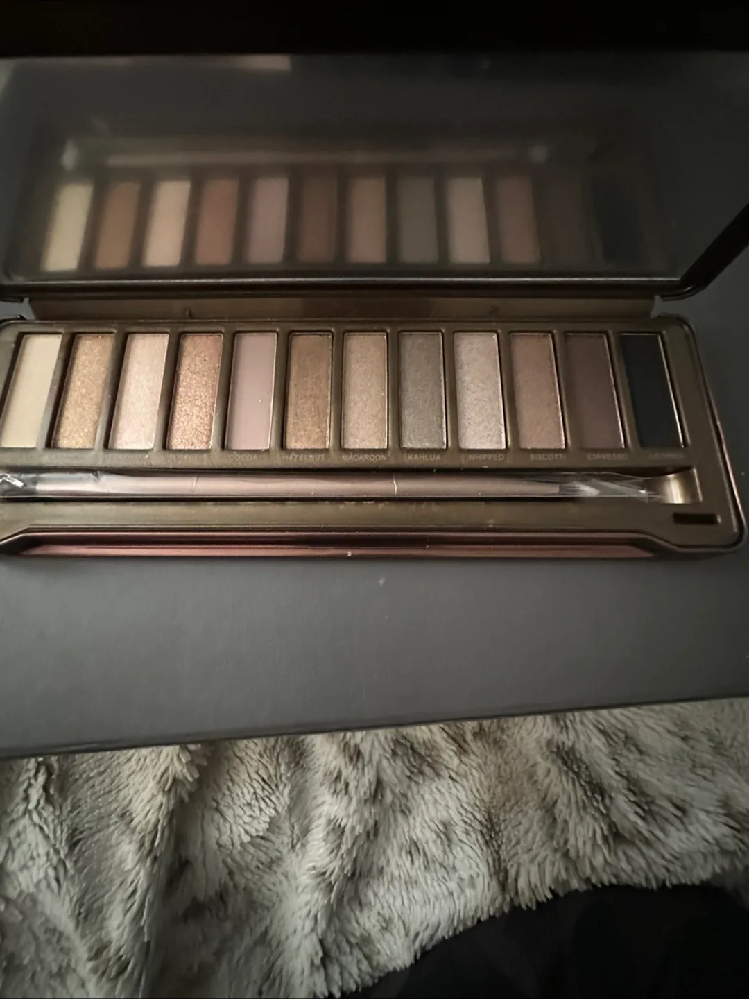 Pure Cosmetics Nude Collection Eyeshadow Palette image indicator(6)