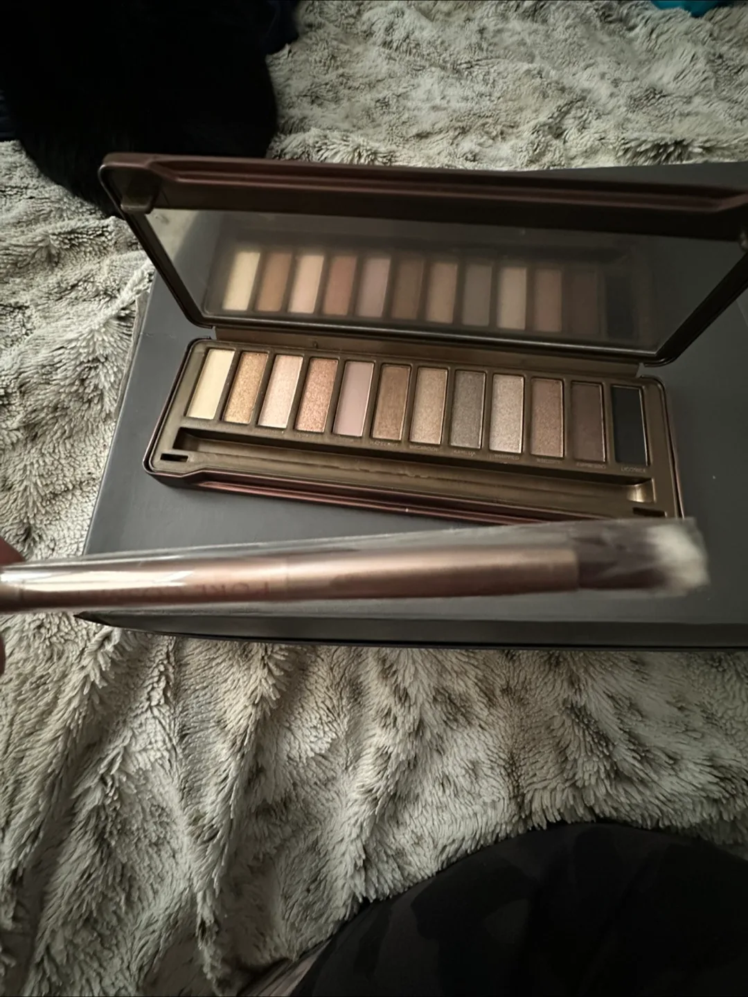 Pure Cosmetics Nude Collection Eyeshadow Palette image indicator(7)