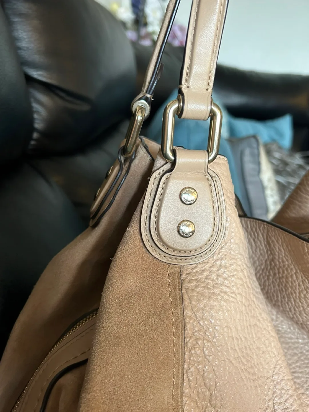 Coach Beige Leather & Suede Hobo Bag image indicator(8)