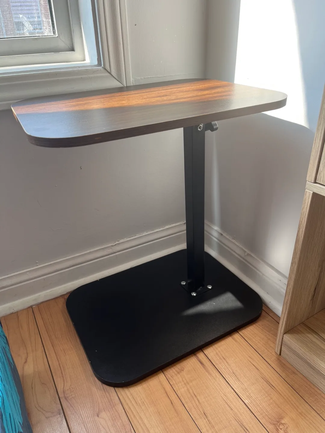 Adjustable Height Laptop/Side Table image indicator(2)