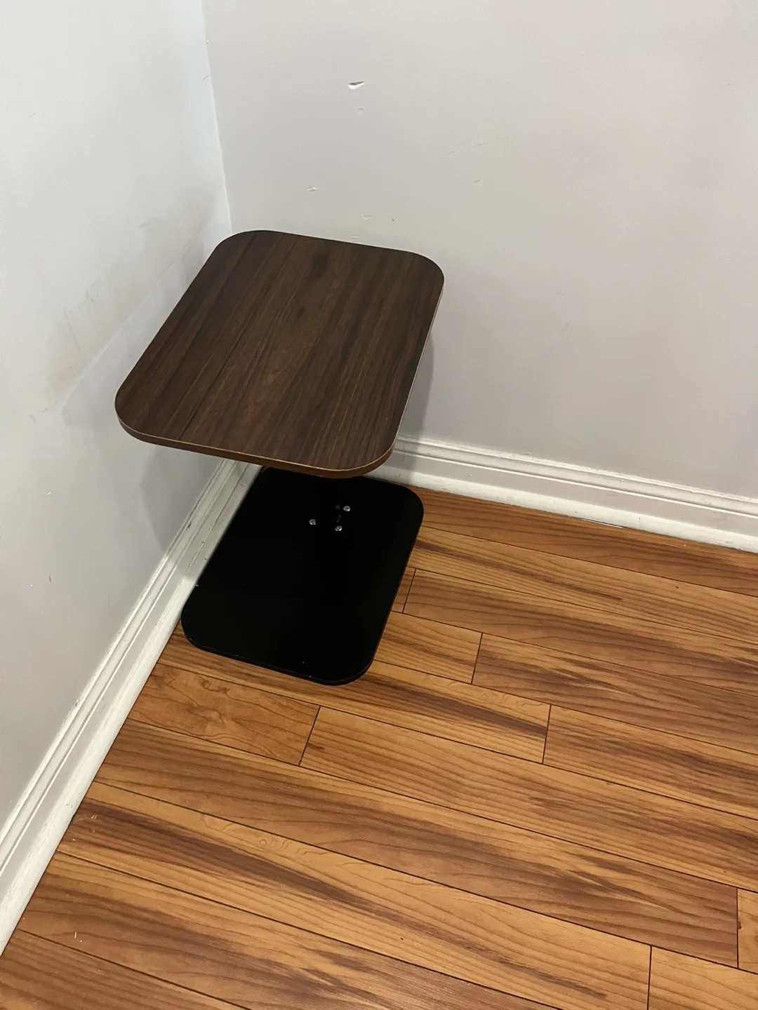 Adjustable Height Laptop/Side Table image indicator(3)