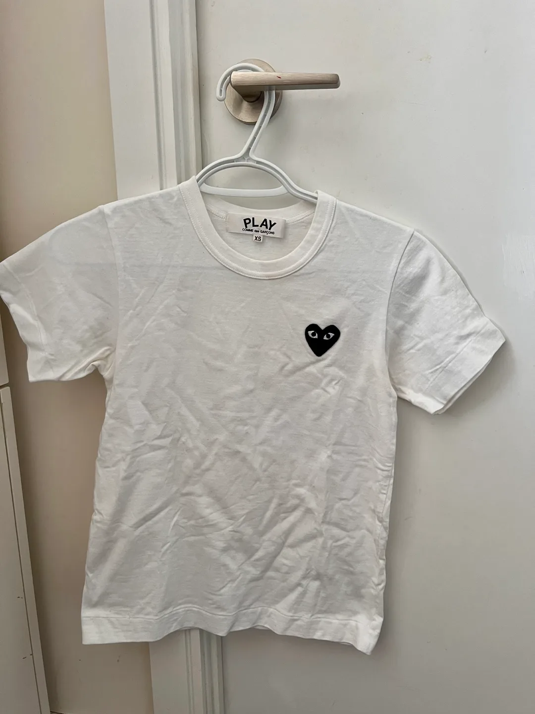Authentic Comme des Garçons PLAY White T-Shirt XS thumbnail