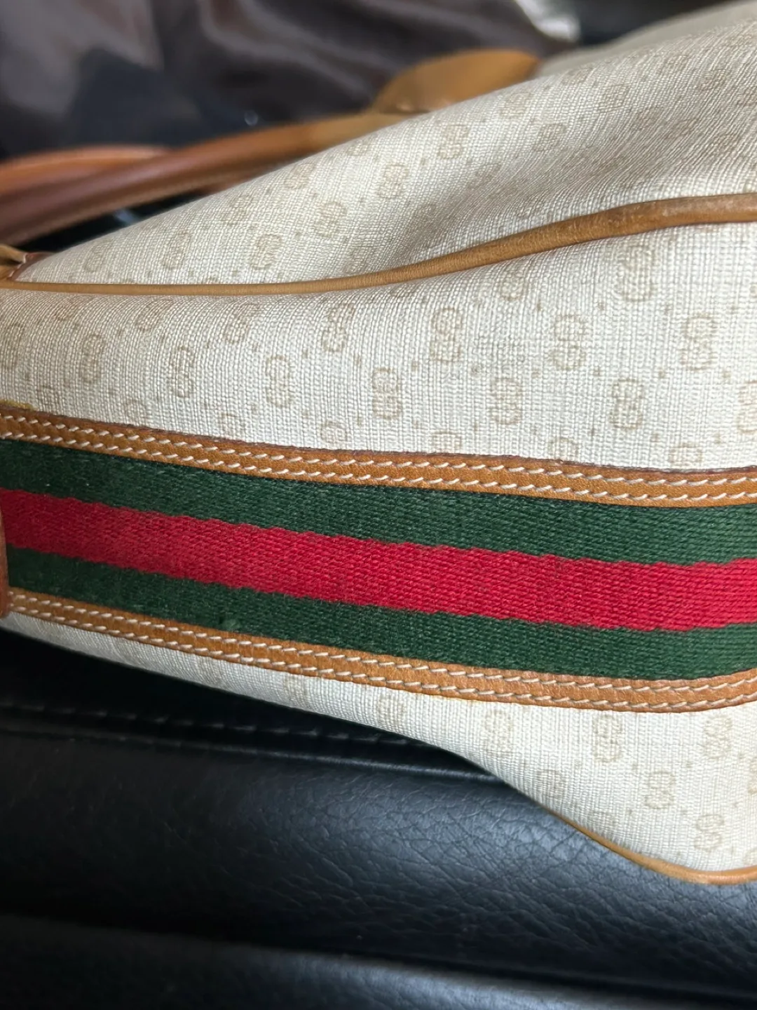 Gucci Vintage Beige/Brown GG Canvas Handbag image indicator(4)