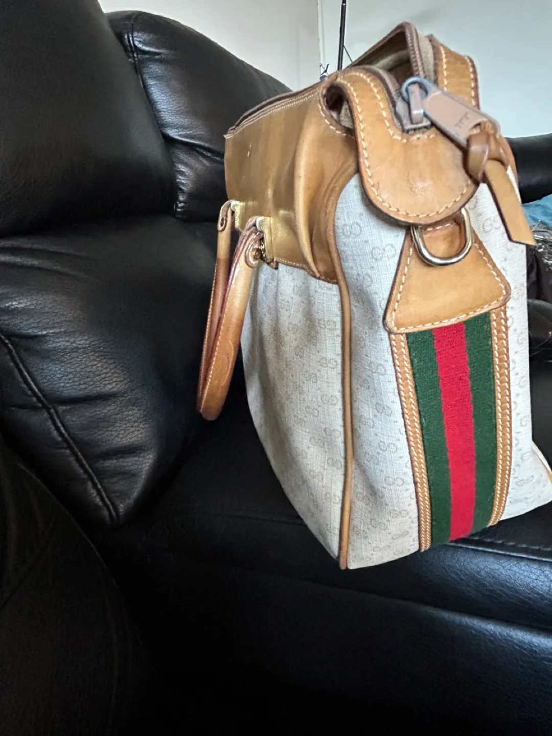 Gucci Vintage Beige/Brown GG Canvas Handbag image indicator(5)