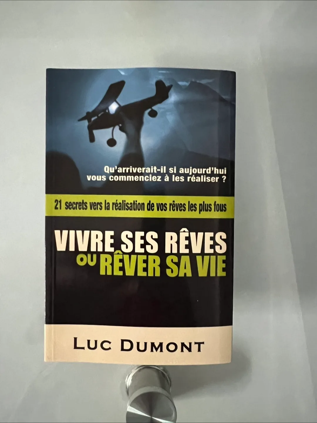 Vivre Ses Rêves ou Rêver Sa Vie - Luc Dumont thumbnail