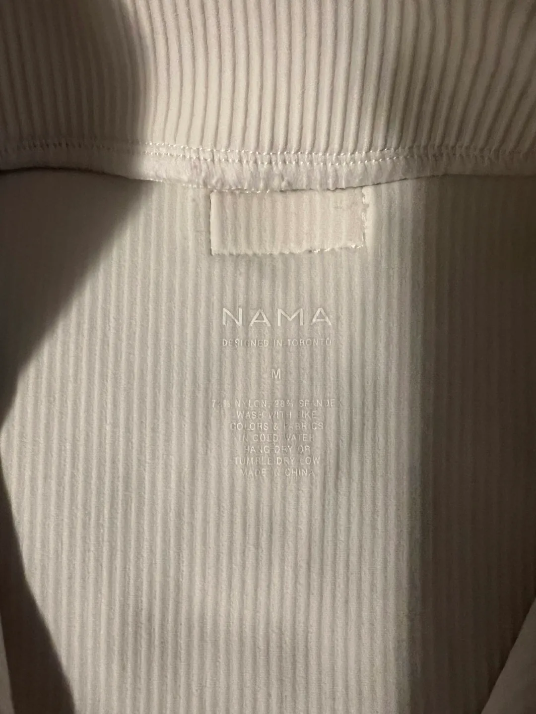 Nama LUXRIB™ Mock Crop - S/M image indicator(3)