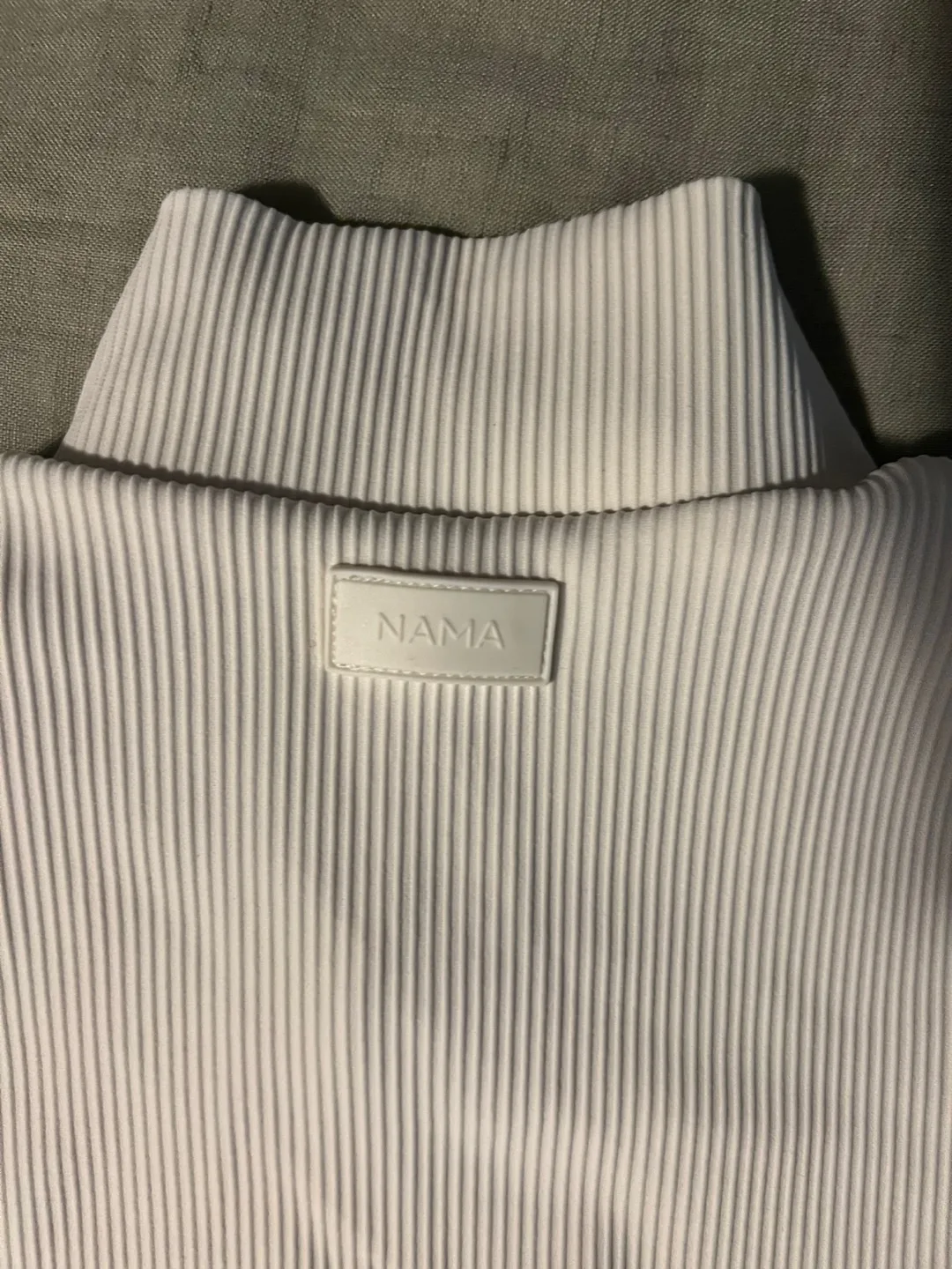 Nama LUXRIB™ Mock Crop - S/M image indicator(6)